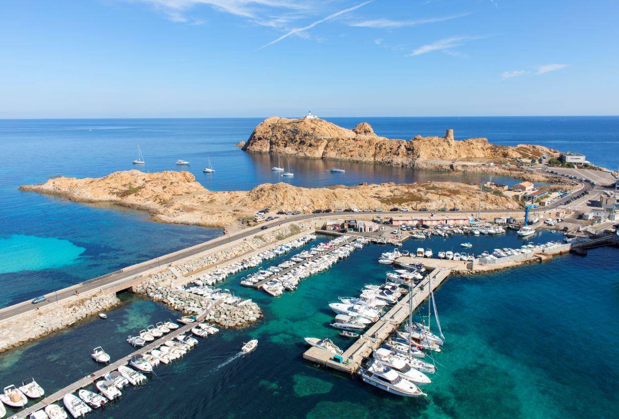 Port de l’Île-Rousse en Corse